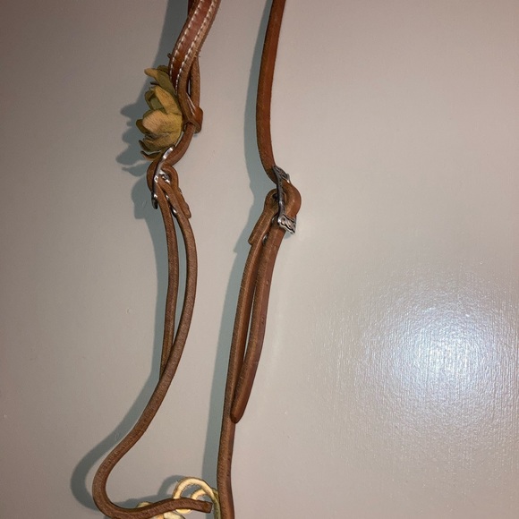 Custom flower one ear headstall - Picture 2 of 2